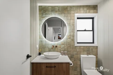 Property photo of 16 Coronation Street Bardon QLD 4065