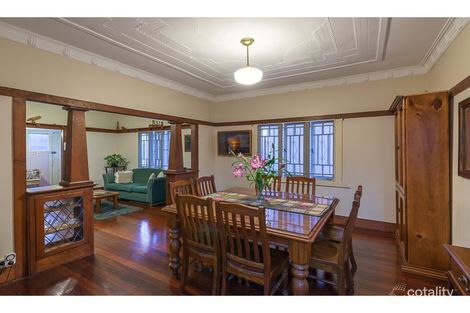 Property photo of 31 Arinya Road Ashgrove QLD 4060