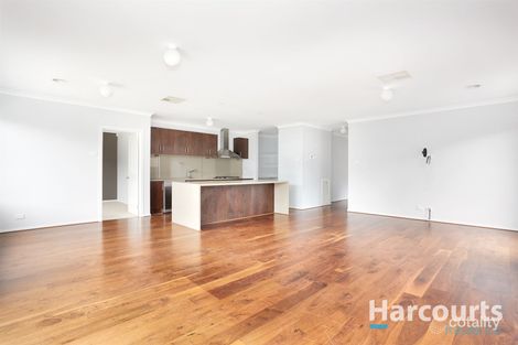 Property photo of 26 Pine Park Drive Wollert VIC 3750