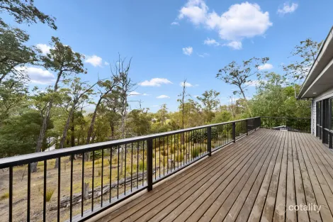 28-30 Beverley Dr, Healesville, VIC 3777