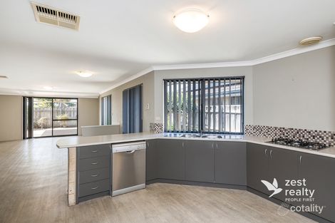 Property photo of 18 Whitegum Pass Halls Head WA 6210