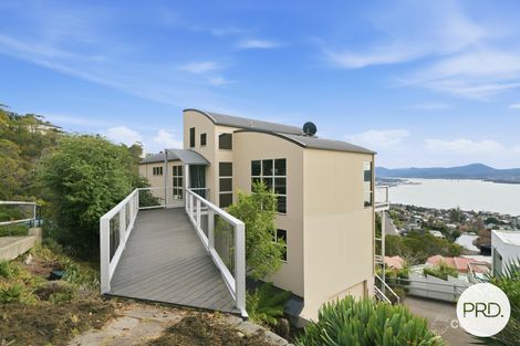 1/18 Date Ct, Sandy Bay, TAS 7005