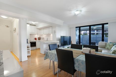 Property photo of 101/8 Albert Avenue Broadbeach QLD 4218
