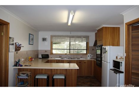 Property photo of 13 Helpmann Avenue Mount Gambier SA 5290