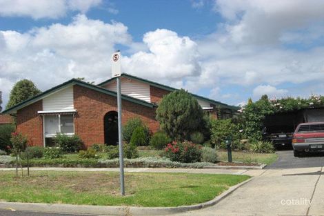 Property photo of 20 Cocoparra Crescent Taylors Lakes VIC 3038