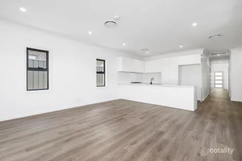 Property photo of 5A Hogg Place Goulburn NSW 2580