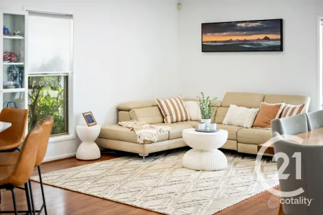 Property photo of 8 Citrus Court Narangba QLD 4504
