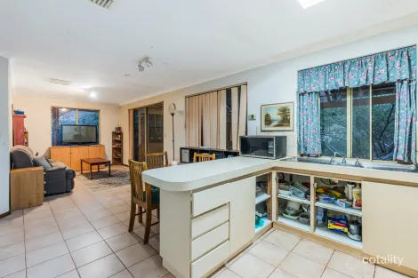 Property photo of 21 Chadwick Parade Brookdale WA 6112