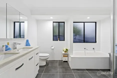 Property photo of 6 Piccolo Street Coomera QLD 4209