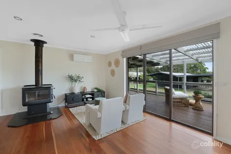 Property photo of 27 Wattletree Road Bunyip VIC 3815