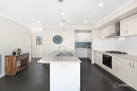 Property photo of 14 Fairvista Avenue Leopold VIC 3224
