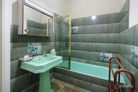 Property photo of 31 Euston Road Hughesdale VIC 3166