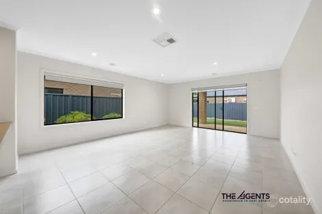 Property photo of 4 Lovicks Road Weir Views VIC 3338