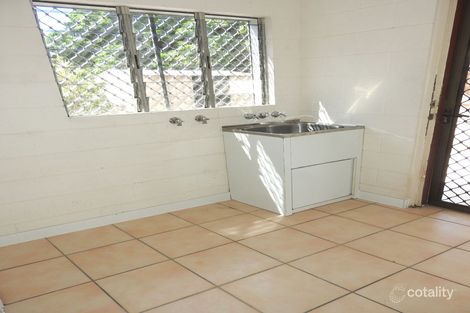 Property photo of 1/31 Roberts Street Hermit Park QLD 4812