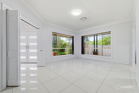Property photo of 32 Granite Place Eagle Vale NSW 2558