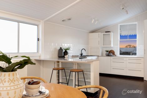 Property photo of 1/105 Albert Street Camp Hill QLD 4152