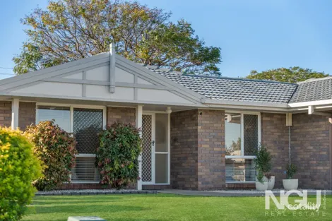 Property photo of 33 Sunshine Crescent Brassall QLD 4305