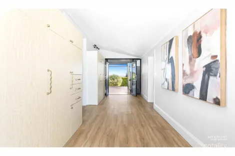 Property photo of 240 Agnes Street The Range QLD 4700