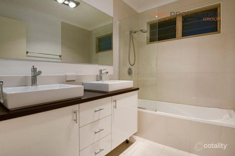 Property photo of 11 Conifer Street Hillcrest QLD 4118