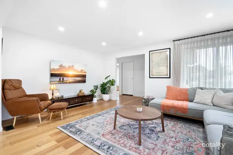 Property photo of 4 Wodonga Crescent Thomastown VIC 3074