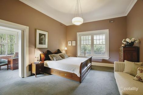 Property photo of 77 Broadway Camberwell VIC 3124