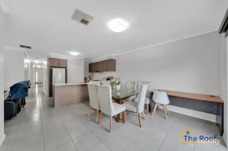 Property photo of 294 Davis Road Tarneit VIC 3029