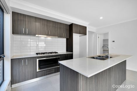 Property photo of 5 Isham Street Point Cook VIC 3030