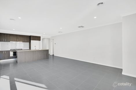 Property photo of 5 Isham Street Point Cook VIC 3030