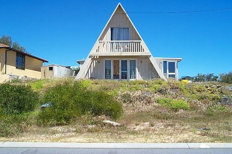 26 Karunjie Rd, Golden Bay, WA 6174