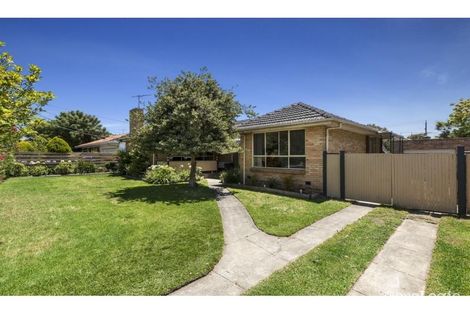 Property photo of 39 Northam Road Bentleigh East VIC 3165