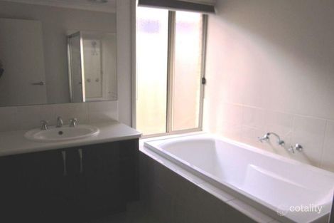 Property photo of 13 Lynne Maree Avenue Cairnlea VIC 3023
