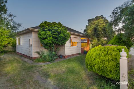 Property photo of 252 Forest Street Wendouree VIC 3355