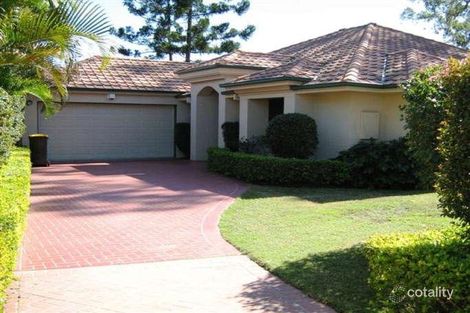 15 Lakeside Cct, Sinnamon Park, QLD 4073