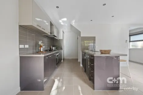 Property photo of 10 Stanley Street Glenroy VIC 3046