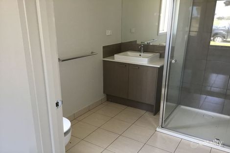 Property photo of 37 Mulloway Drive Point Cook VIC 3030