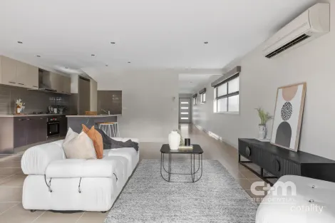 Property photo of 10 Stanley Street Glenroy VIC 3046