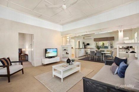 Property photo of 4 Susan Street Greenslopes QLD 4120