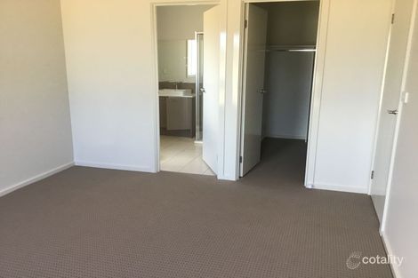 Property photo of 37 Mulloway Drive Point Cook VIC 3030