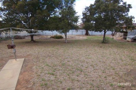 Property photo of 27 East Street Yoogali NSW 2680