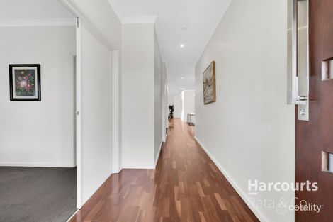 Property photo of 10 Amarath Circuit Epping VIC 3076