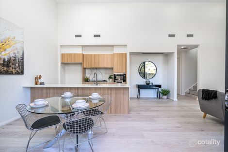 Property photo of 2/17 Smith Street Weetangera ACT 2614