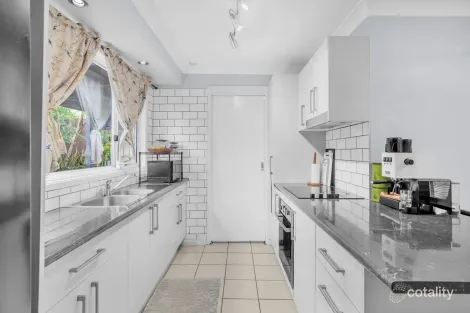 Property photo of 2 Thornflat Road Cranebrook NSW 2749