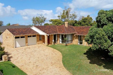 12 Holbrook Gdns, Carine, WA 6020