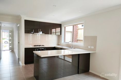 Property photo of 17 Anvil Way Clyde North VIC 3978