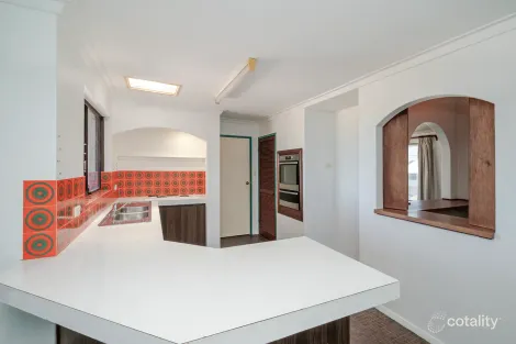 Property photo of 7 Rae Place Hillarys WA 6025