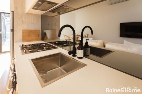 Property photo of 2/431 Albion Street Brunswick West VIC 3055