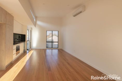 Property photo of 2/431 Albion Street Brunswick West VIC 3055