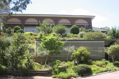 64 Wattle Cres, Tea Tree Gully, SA 5091