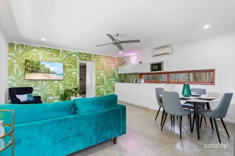 Property photo of 18 Lake View Drive Tewantin QLD 4565