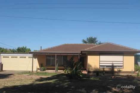 61 Eyre Cres, Valley View, SA 5093